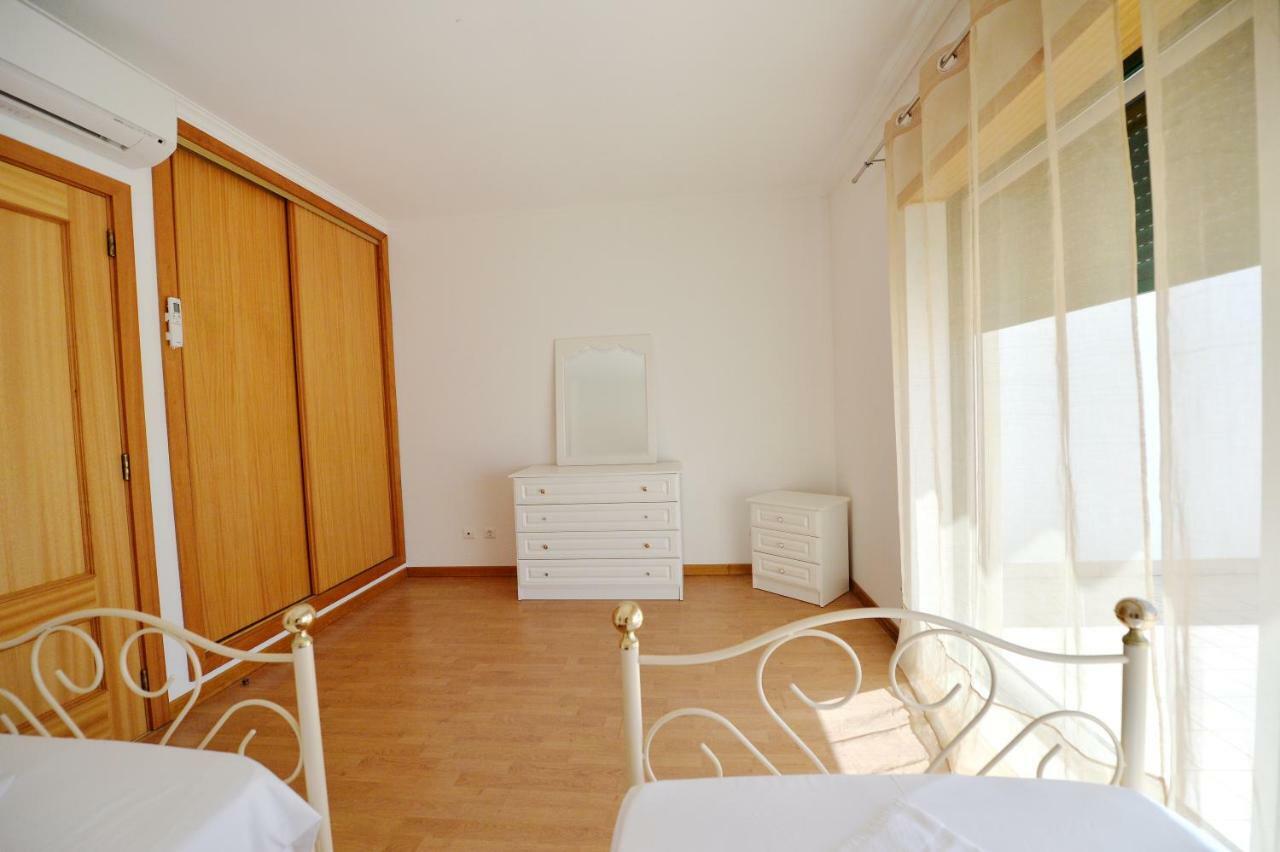 Townhouse Next To Falesia Beach Albufeira Exterior foto