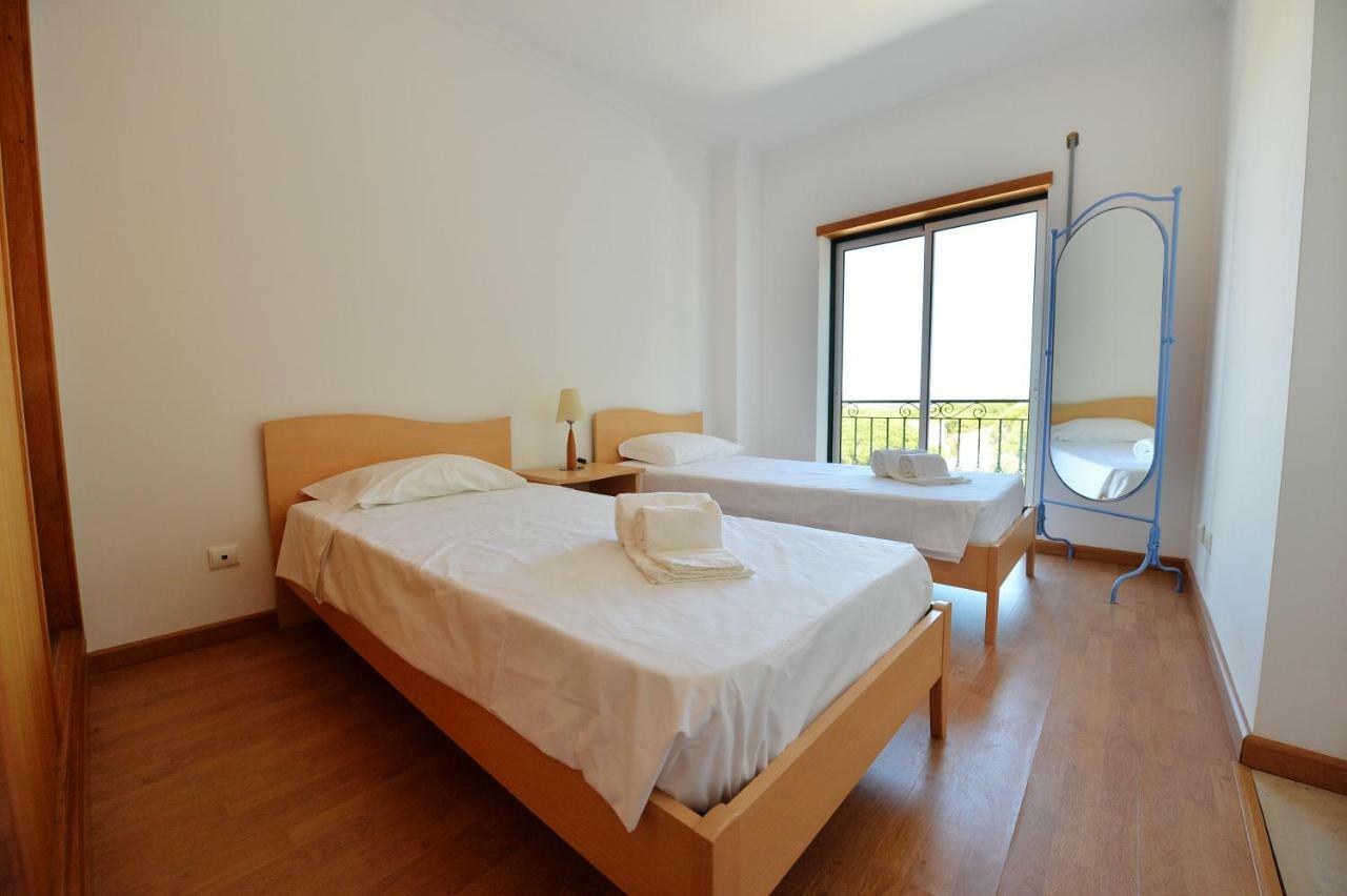 Townhouse Next To Falesia Beach Albufeira Exterior foto