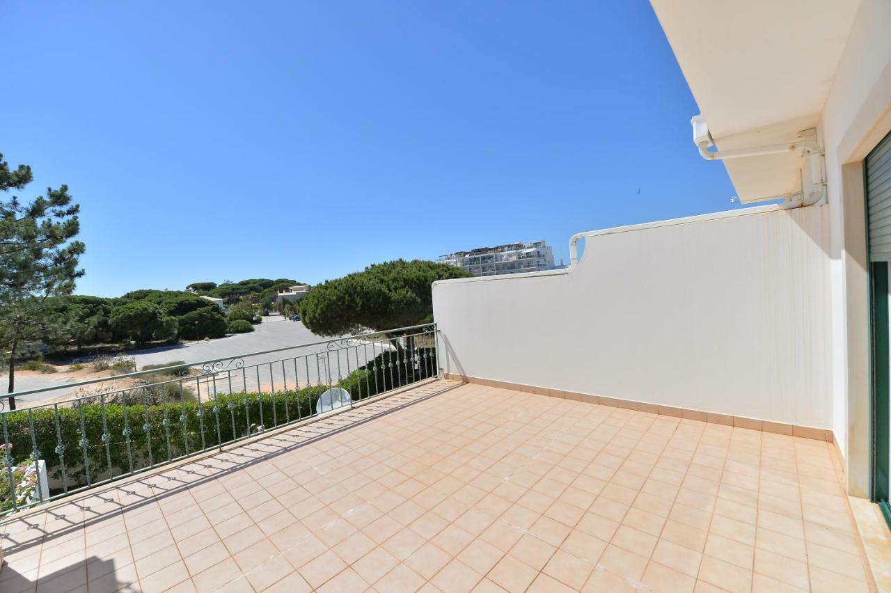 Townhouse Next To Falesia Beach Albufeira Exterior foto