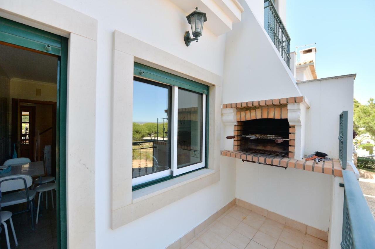 Townhouse Next To Falesia Beach Albufeira Exterior foto