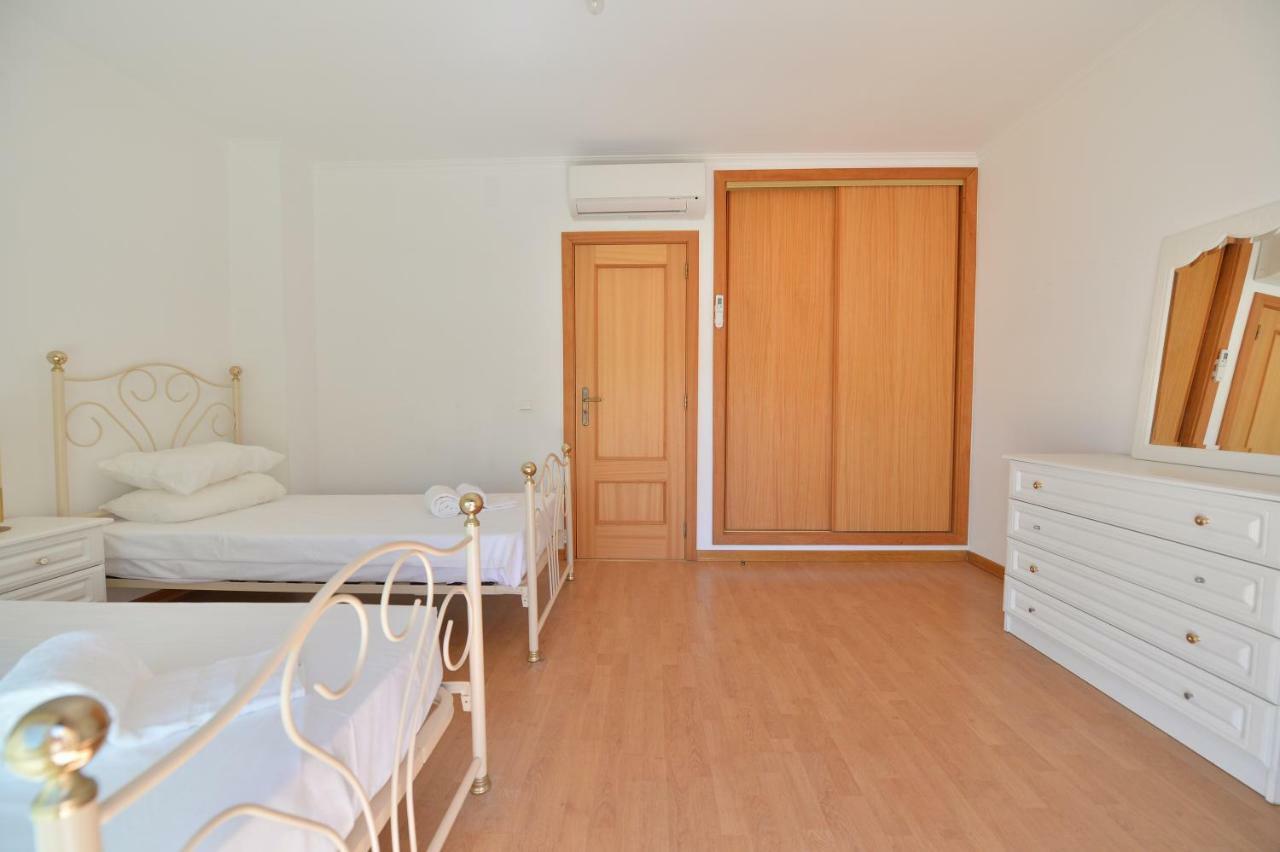 Townhouse Next To Falesia Beach Albufeira Exterior foto