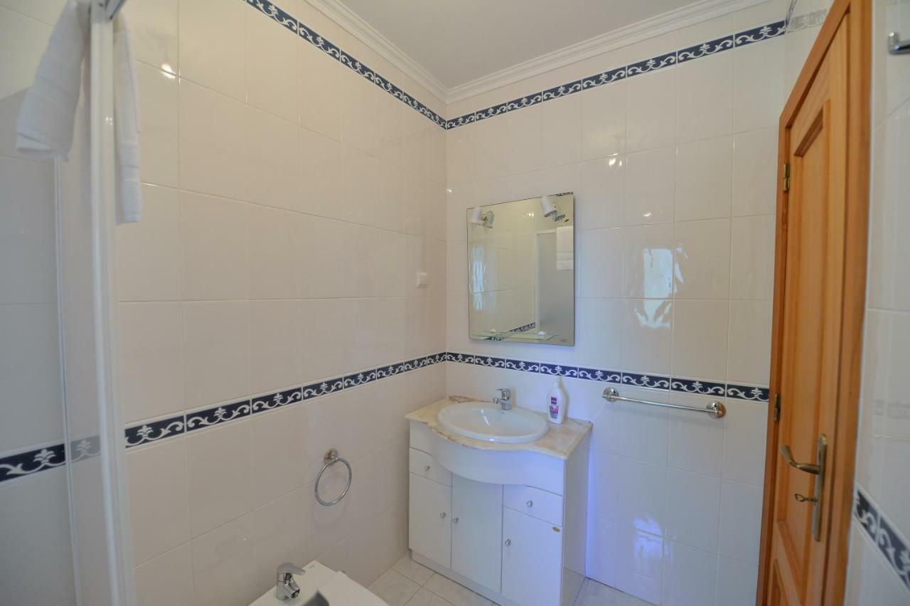 Townhouse Next To Falesia Beach Albufeira Exterior foto